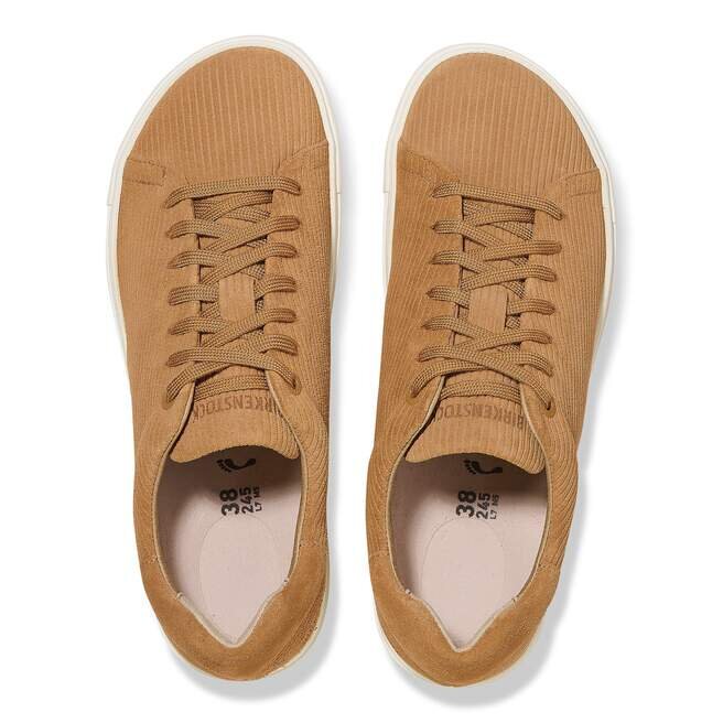 Bend Low Suede Leather Embossed Bend Low Suede Leather Embossed