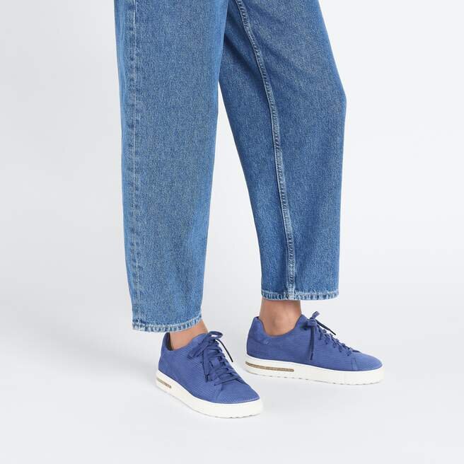 Bend Low Suede Leather Embossed Bend Low Suede Leather Embossed