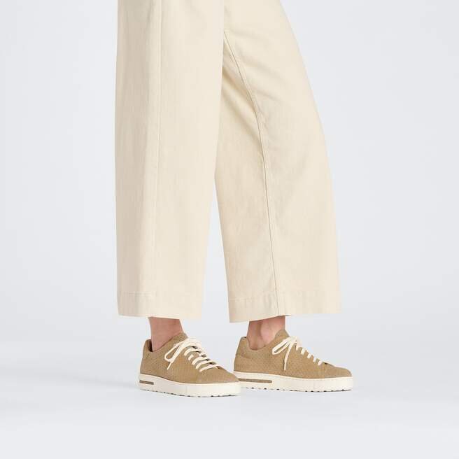 Bend Low Suede Leather Embossed Bend Low Suede Leather Embossed