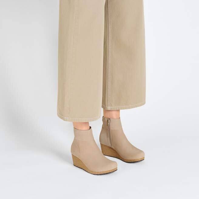 Ebba Suede Leather Ebba Suede Leather
