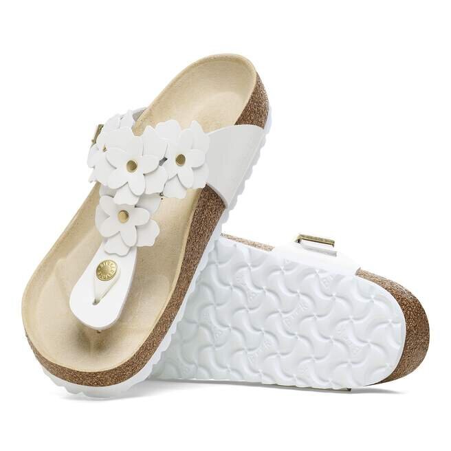 Gizeh Flower Embellishment Natural Leather Gizeh Flower Embellishment Natural Leather