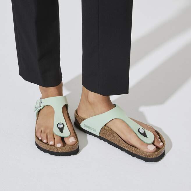 Gizeh Soft Footbed Nubuck Leather Matcha Gizeh Soft Footbed Nubuck Leather Matcha
