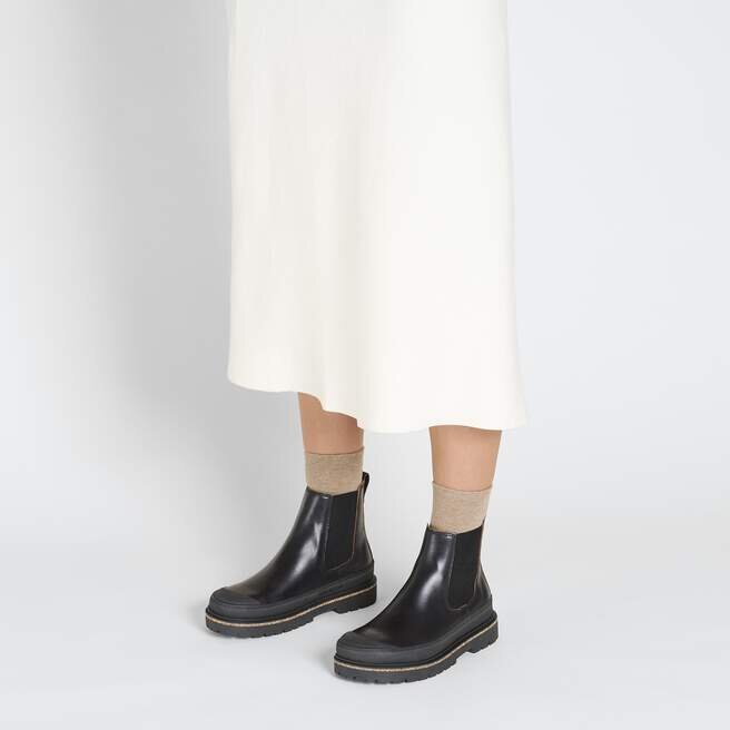 Prescott Slip on Women Waxy Leather Prescott Slip on Women Waxy Leather
