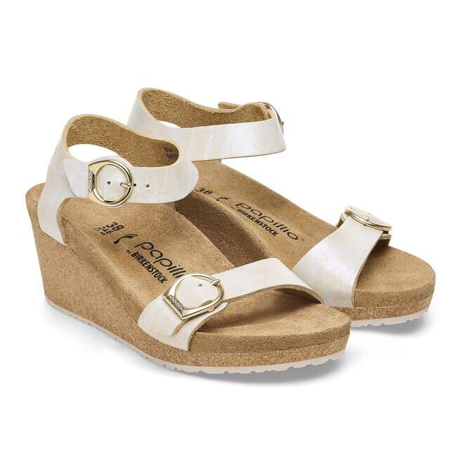 Soley Ring-Buckle Nubuk Leather Soley Ring-Buckle Nubuk Leather